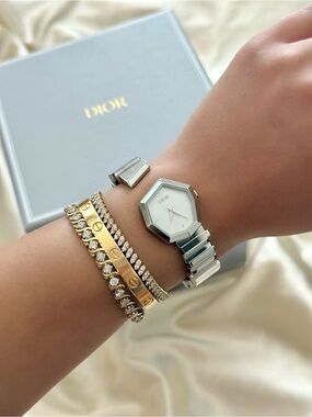 AUTHENTIC CHRISTIAN DIOR GEM DIOR MOTHER-OF-PEARL WATCH